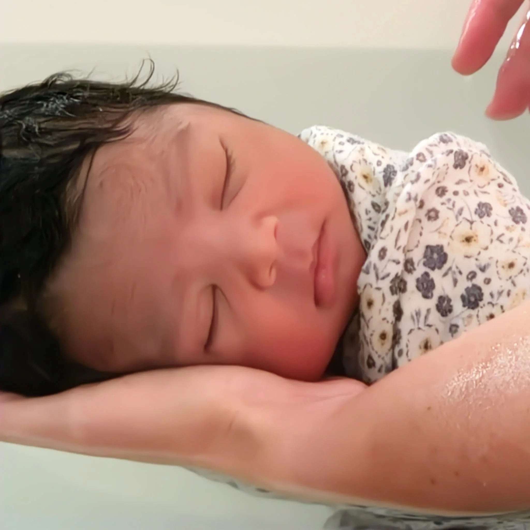 Bain thérapeutique bébé — Parenthèse